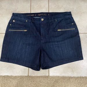 Jennifer Lopez Jean Shorts